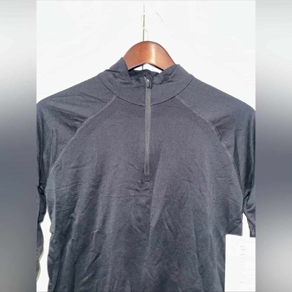 Athleta Momentum 1/2 Zip Solid Lightweight Workout Shirt M NWT - Picture 2 of 5
